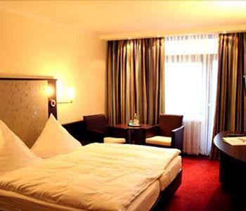 Bergfrieden Hotel